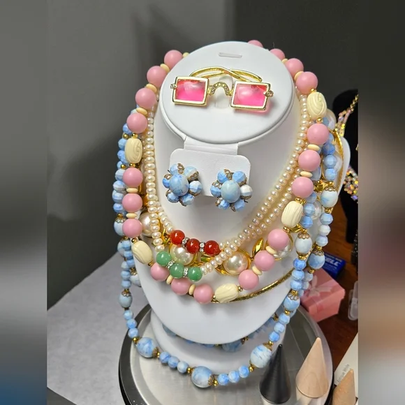 Antique Blue Beaded Necklace Earring Set Moon Glow Necklace Dress Clip Brooch - Picture 7 of 10